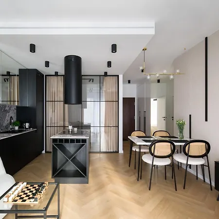 Fancy 2bdr Golden Dots In Centre Apartment Krakau