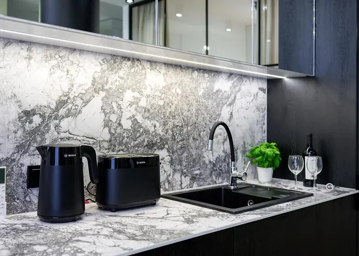 شقة Fancy 2bdr Golden Dots In Centre